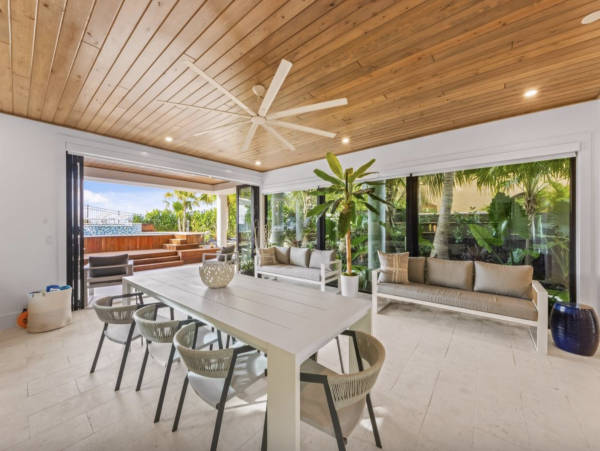 Anna Maria Island Vacation Beach Pool Home Five Bedrooms